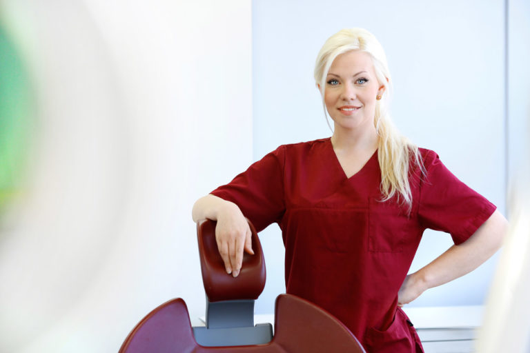 Zahnarzt Dr. Philip Putzer Zentrum Für Zahnmedizin Team - Zentrum für Zahnmedizin | Zahnarzt Dr. Putzer | Hannover
